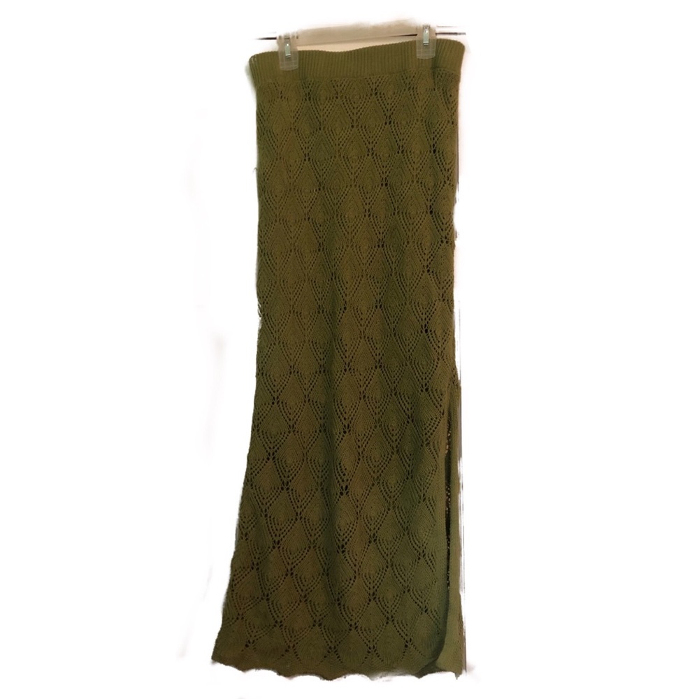 green crochet skirt